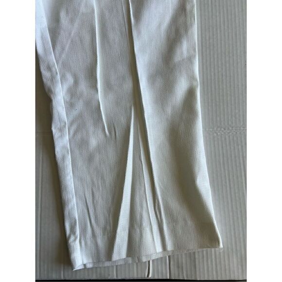 NWT George size 16 modern fit white capris - Picture 2 of 11